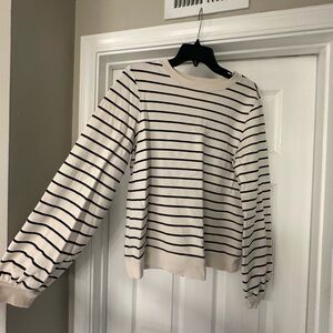 Banana Republic Black and White Crew Neck Sweatershirt with Balloon Sleeves